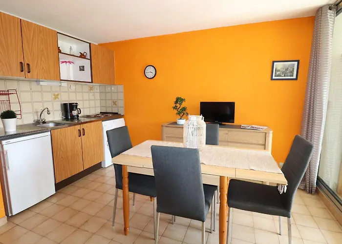 2p Au Grau-du-roi Avec Ascenseur - Fr-1-307-213 Apartamento